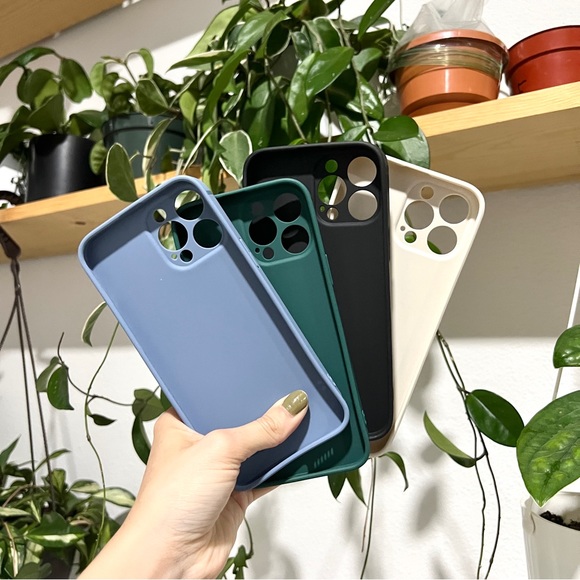 iPhone 13 Pro Max iPhone cases - Picture 3 of 8